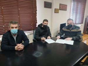Δήμος Χαλκηδόνος: Υπογράφηκε η σύμβαση για την αγροτική οδοποιία
