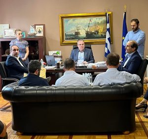 Ο Υφυπουργός Οικονομικών, Απ. Βεσυρόπουλος στο Δημαρχείο Χαλκηδόνος- Συνάντηση με τον Δήμαρχο, Στ. Αναγνωστόπουλο